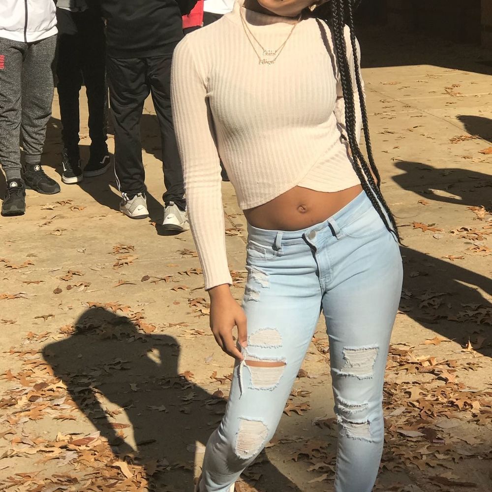 Meet your Posher, Makenzie
